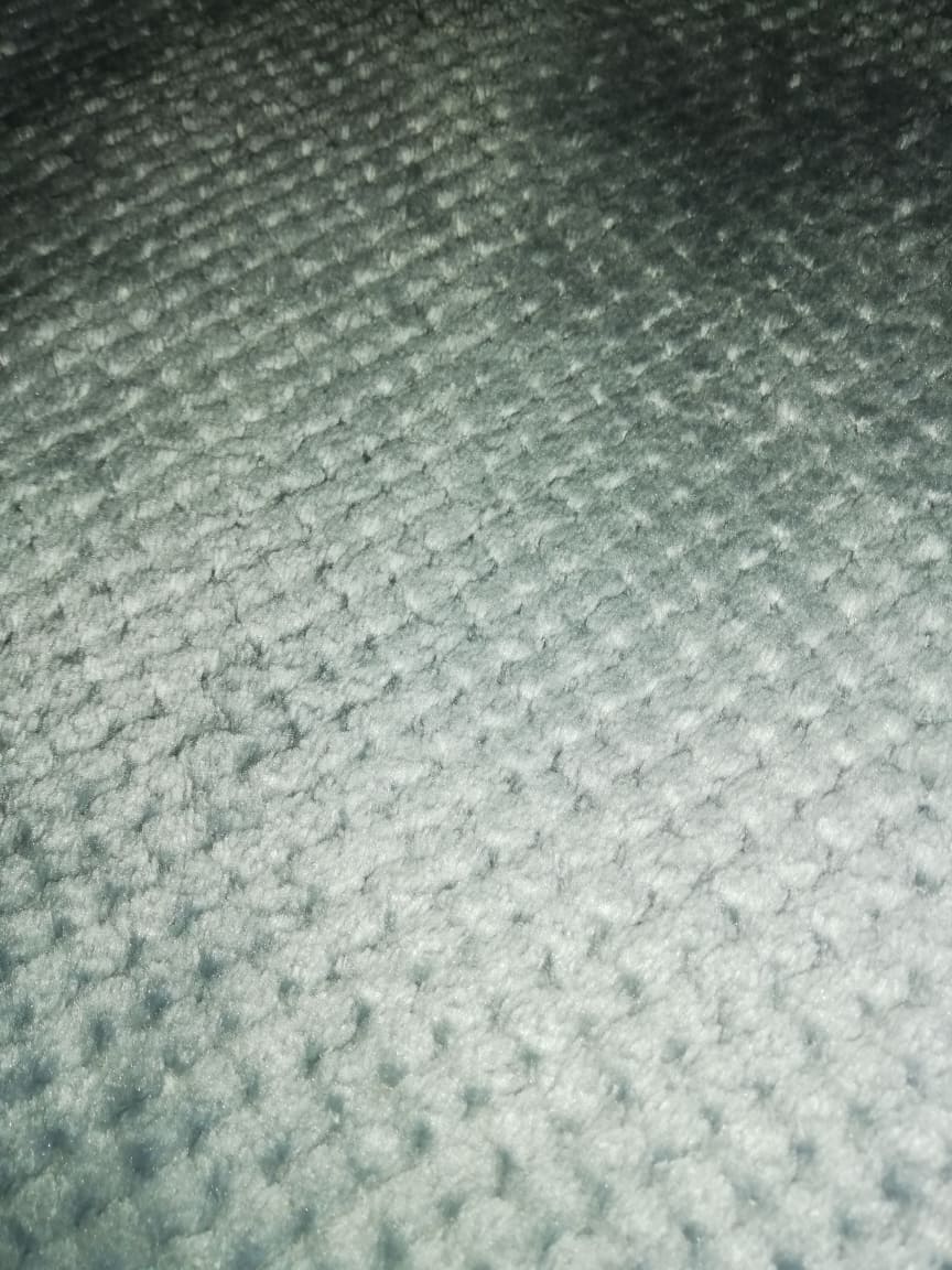 Sivá deka - Obrázok č. 2