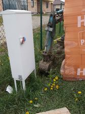 Este jama pre elektriku na napojenia sa na hlavny el.zdroj
