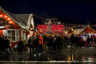 Weihnachtsdörfli v Zürichu ( vianocna dedinka)