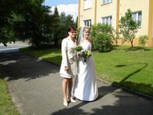 se sestrou, mojí svědkyní / with my sister