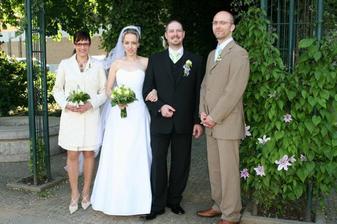 my a naši svědci / with my sister and the best man