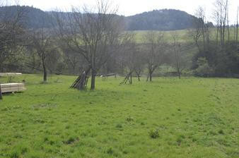Západná hranica pozemku