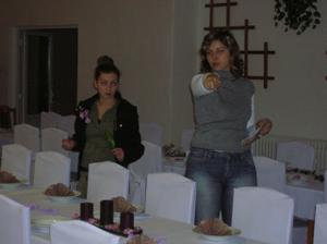 sestra a švagrinka v akcii
