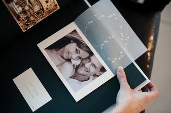 Dívali jsme se na oznámení, ale nakonec jsem si navrhla a nechala udělat vlastní - album přidám ;)