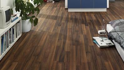 HARO laminatova podlaha Orech Comfort, vzor 2-lamela HARO Tritty 75