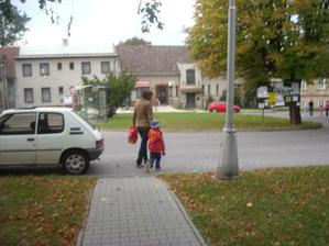 zlate 1. zari, mela jsem materske povinnosti a ulila se ze stavby B-)