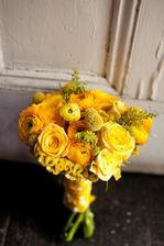 ranunculus, růže, celosie, craspedie, solidago