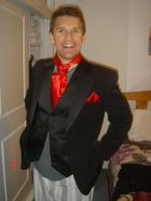tuxedo mojho nastavajuceho...skusal to na pyjame, takze to aj tak vyzera ;O)