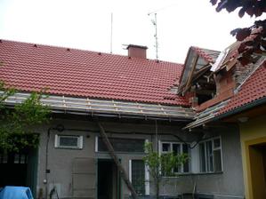 pohled ze dvora