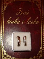 darcek od sestry a nase prstene...