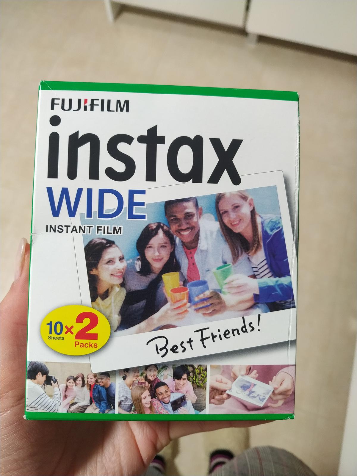 Fujifilm Instax Wide - Obrázek č. 1