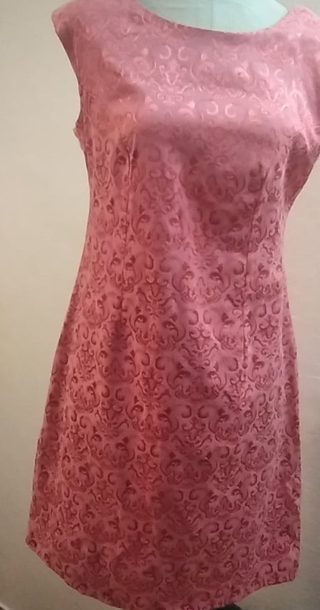 krásné  značkové  pouzdrové šaty vel. 44  zn.MARCONI - Obrázek č. 1