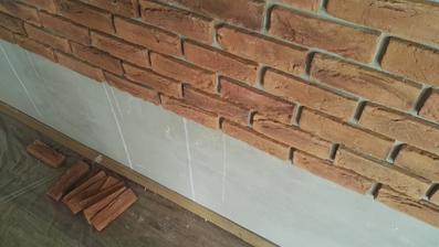 tehlička po tehličke... pomaly pribúdajú