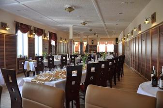 Tu bude hostina a vzaduuuu tanec :)