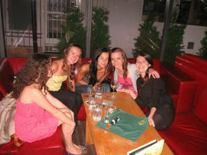 skoro vsetky moje lasky :-*