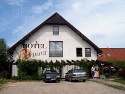 Hostina bude zde v hotelu Grunt