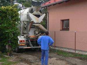 Natesno ale zmestil sa.