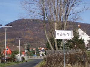Vesnička pod Krušnými horami.