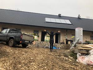 hotovka...dockali sme sa hotovej strechy