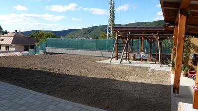 september 2013 - upravili sme cast za domom