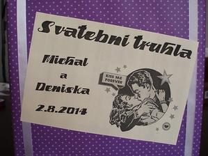 ..retro štítek na truhličku :-) snad se mi podařil ;-)