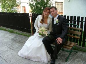 obrad ženícha vyčerpal, malé zdriemnutie padne vhod .-)))