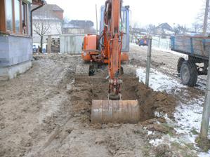 30.12.2009 takto sme kopali žumpu