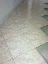 dlazba v chodbe Ibiza Beige