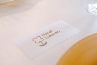 menovka - v rovnakom štýle, menu, pozvánky a oznámenie