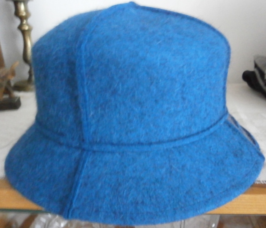 Plstěný klobouk - Obrázek č. 2