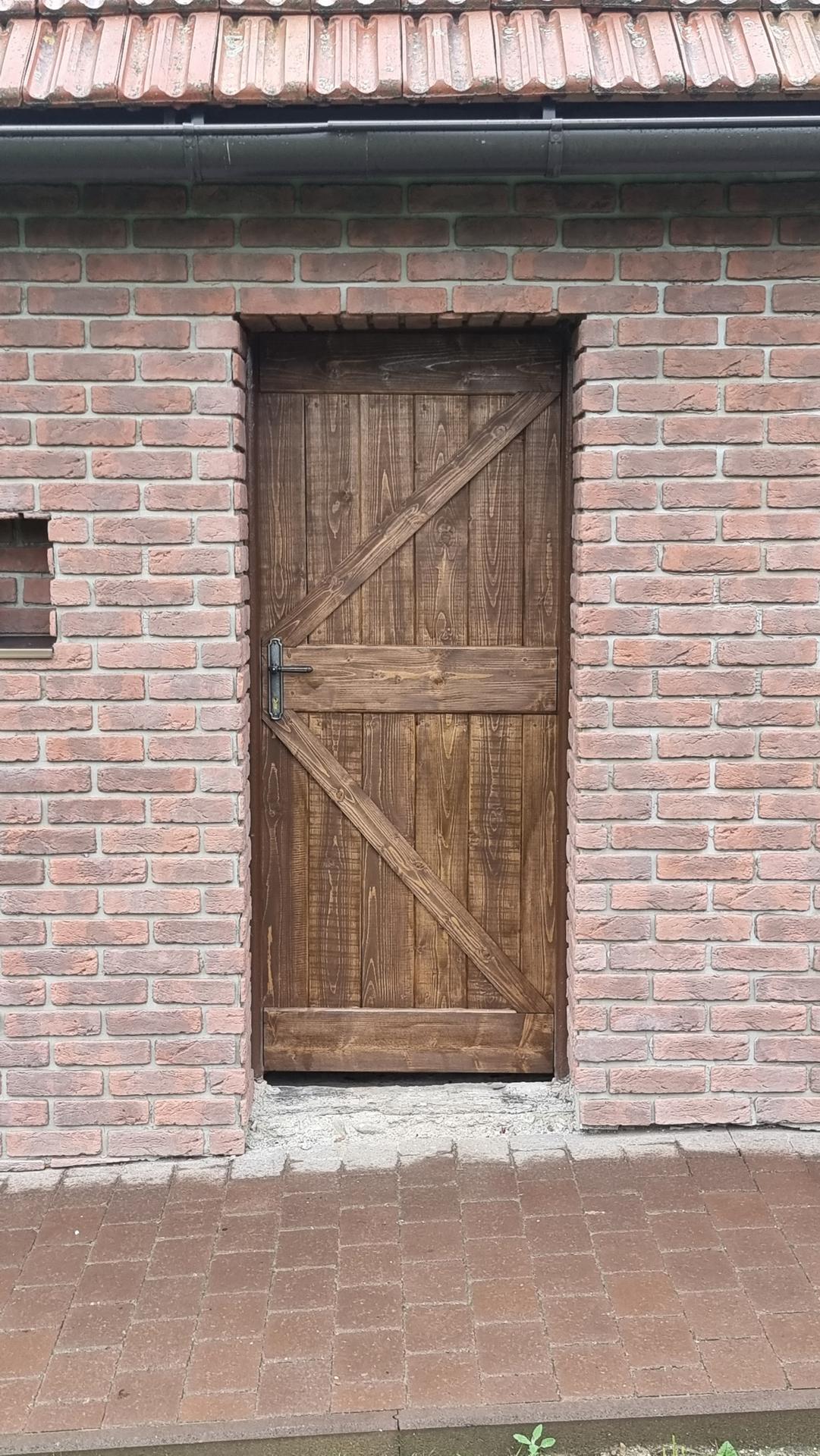 Náš domček - Nove dvere,vlastna výroba