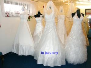 první salón, první šaty a měla jsem vybráno