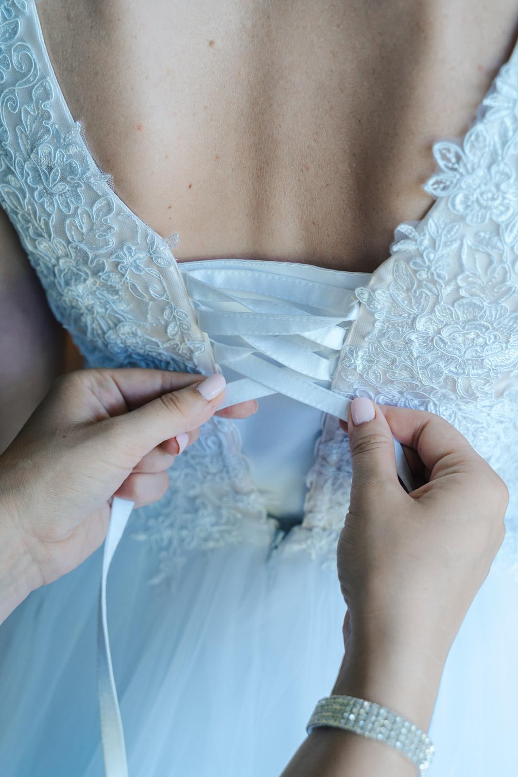 Prodej svatebních šatů - Obrázek č. 2