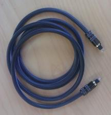 Isiel som si kupit do optiku audio kabel a skoro ma vyvratilo ceny cez 20€. Tak som pohladal u dodavatela a takyto cacany som zohnal po 5€ :)