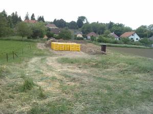 už máme Ytong (polovicu) aj kadibúdku :)