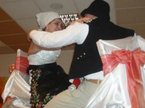 ocepcenie a zdvihanie stoliciek