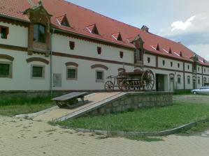 Zámek Dětenice