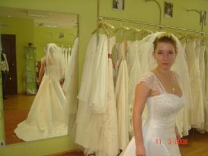 maju krasnu vlecku