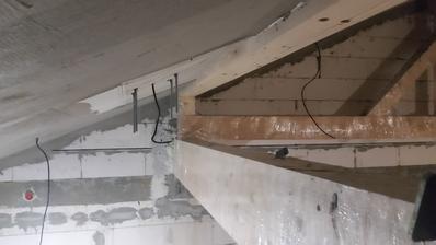 Konzola na priestorovy digestor