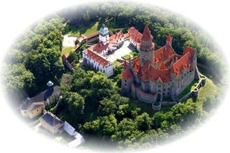 Tak to je Bouzov - místo,kde se bude konat svatební obřad.