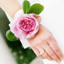 květina pro svědkyni, ale gerbera :o)