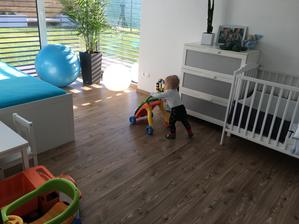 Tento priestor je pre drobca fakt luxus.