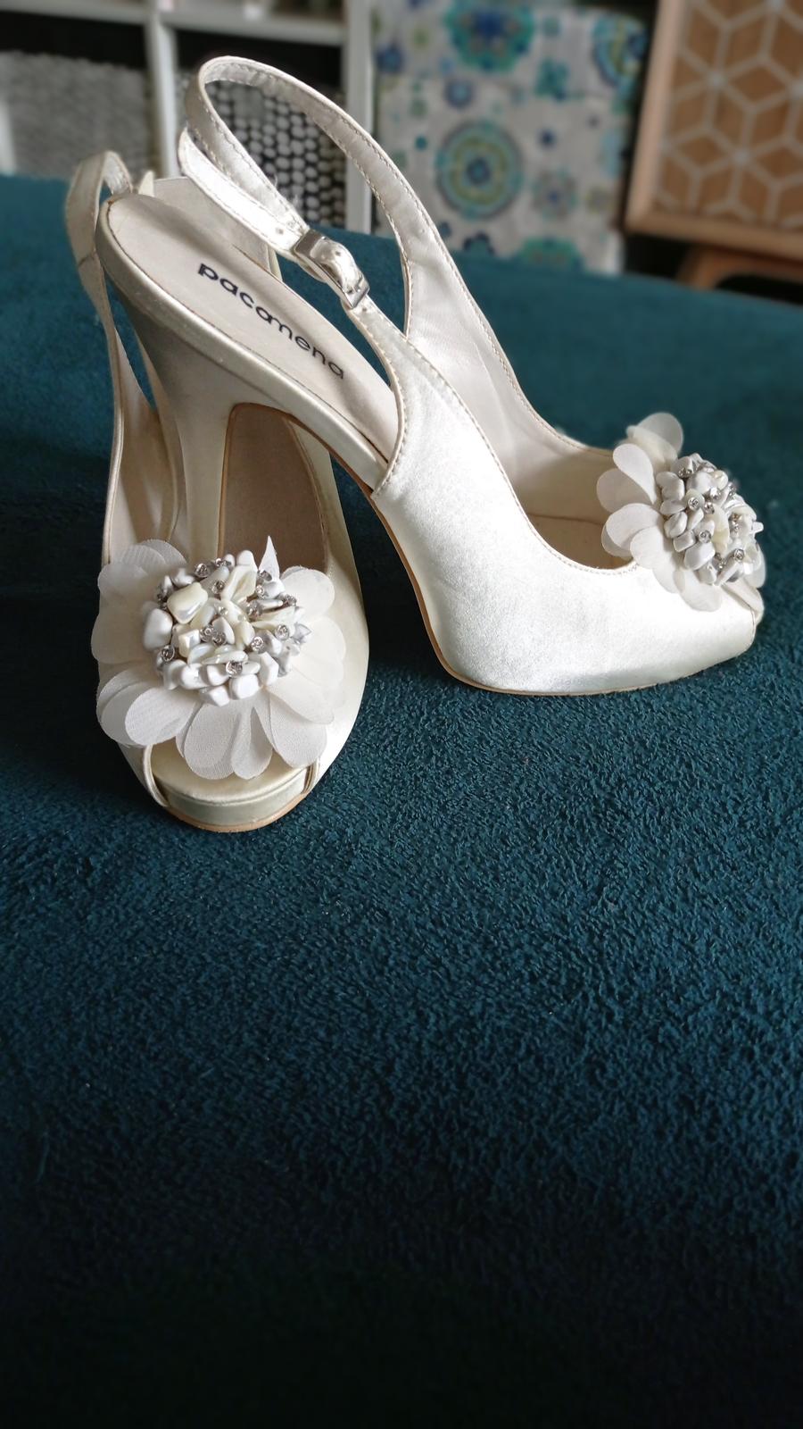Svatební boty, Menbur (Paconema), 38, ivory - Obrázek č. 1