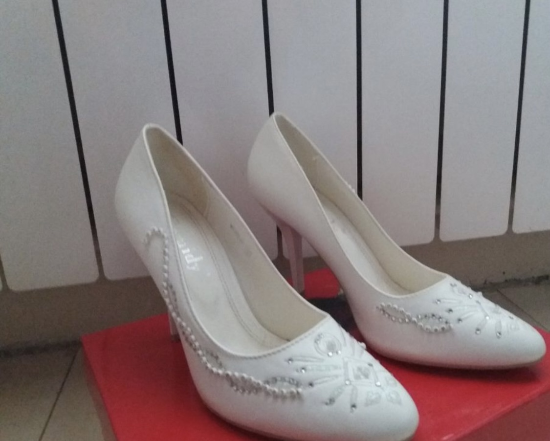 boty pro nevěstu.velikost 37 - Obrázek č. 1