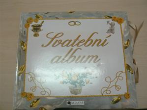 Svatební album - dostala jsem ho k narozeninám od budoucí tchýně