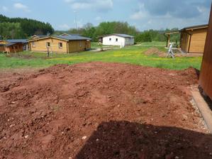 Parádní užívací plácek ještě vedle terasy