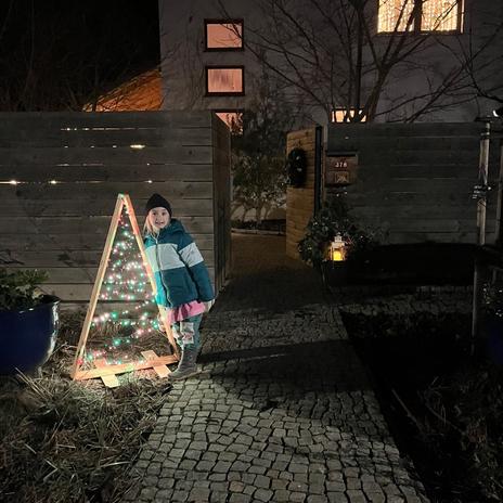 Náš dom pod ovocím a jedlá záhrada s biotopickým jazerom a saunou( diy)