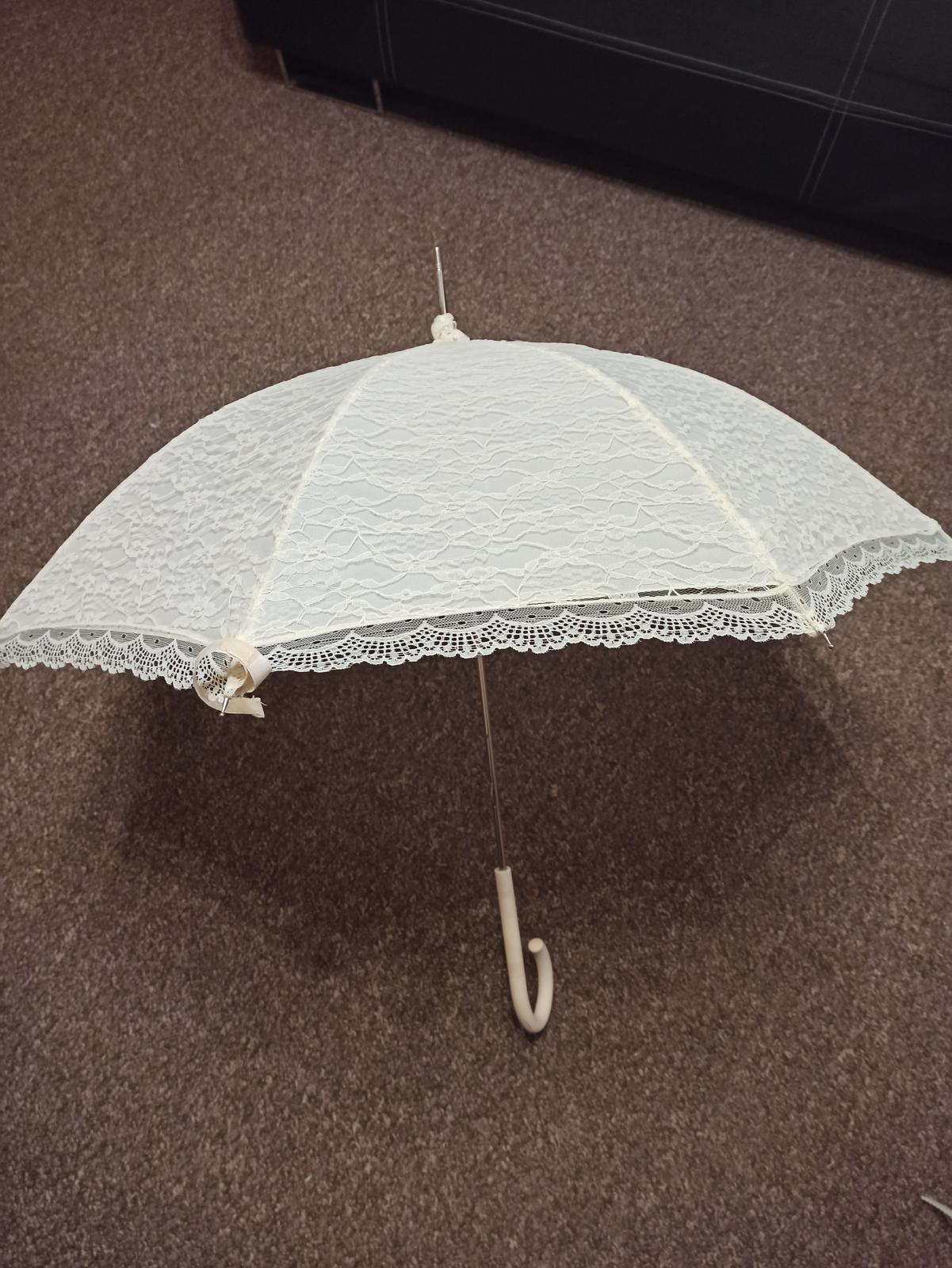 Svatební deštník krajkový smetanový - Obrázek č. 1