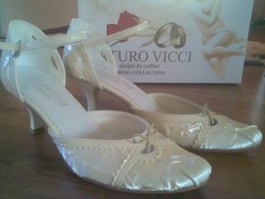 ..ARTURO VICCI..