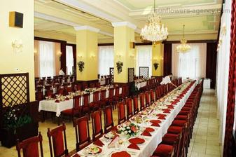tu bude svadobná hostina